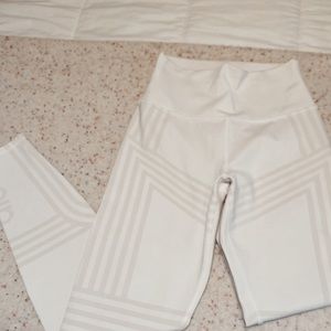 Alo yoga leggings